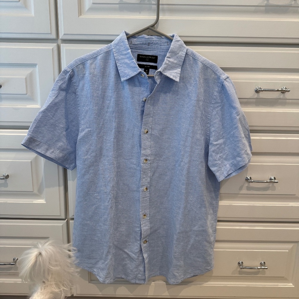 Banana Republic Factory Light Blue Casual Button Down Shirt